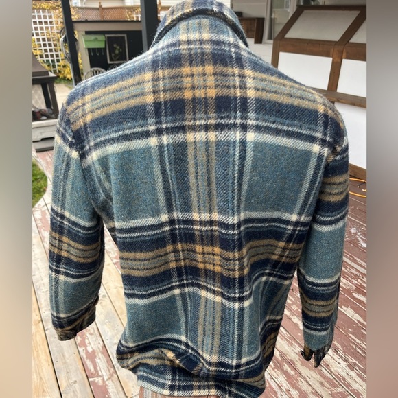 Woolrich Vintage Plaid Shirt Jacket - Picture 13 of 16